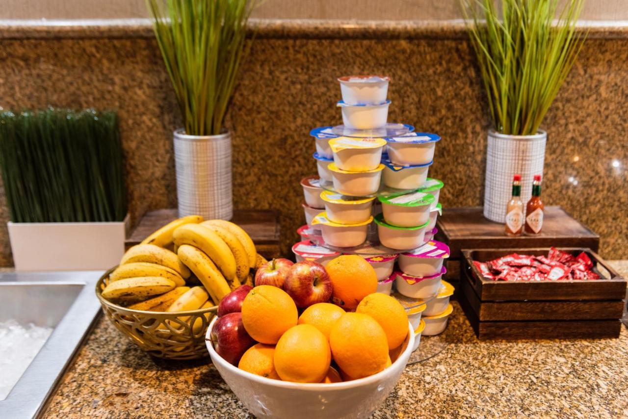 Crowne Plaza Newark Airport By Ihg Hotel Elizabeth Ngoại thất bức ảnh